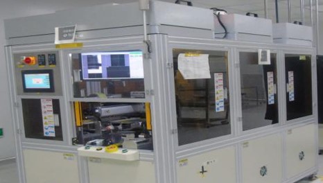 CCD automatic attachment equipment